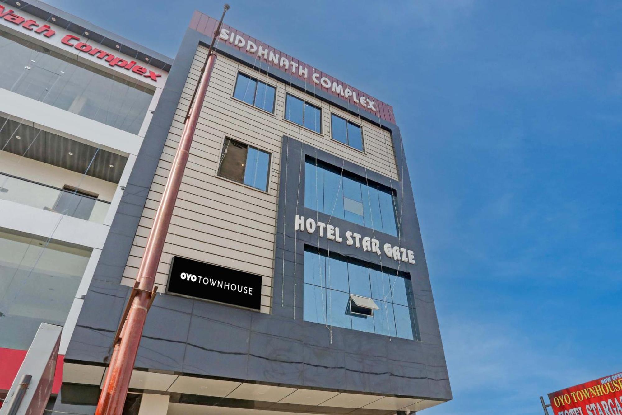 Super Collection O Stargaze Hotel Kanpur Eksteriør billede
